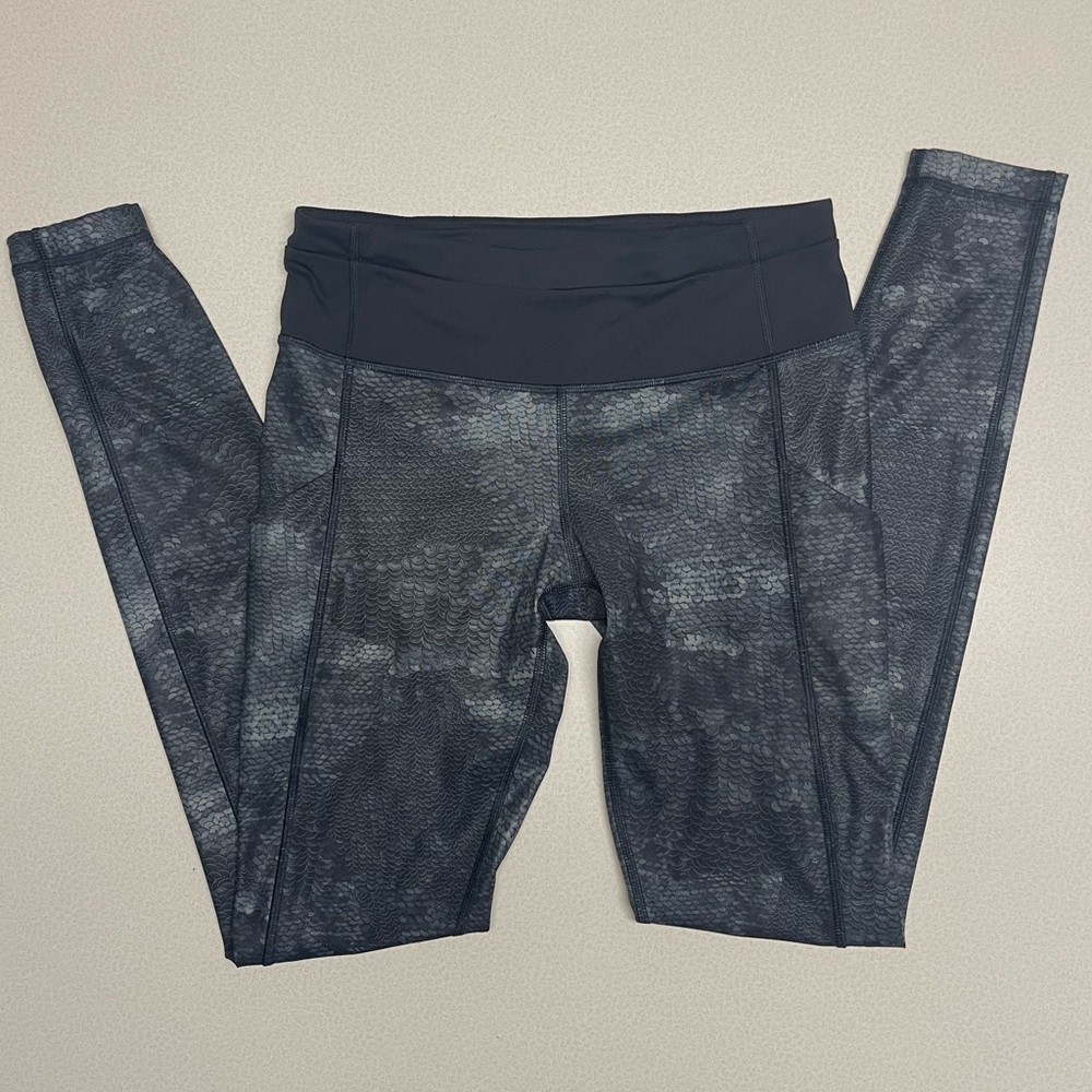 Lululemon Speed Tight II Luxtreme Sequin Snake Slate Black-Size 6